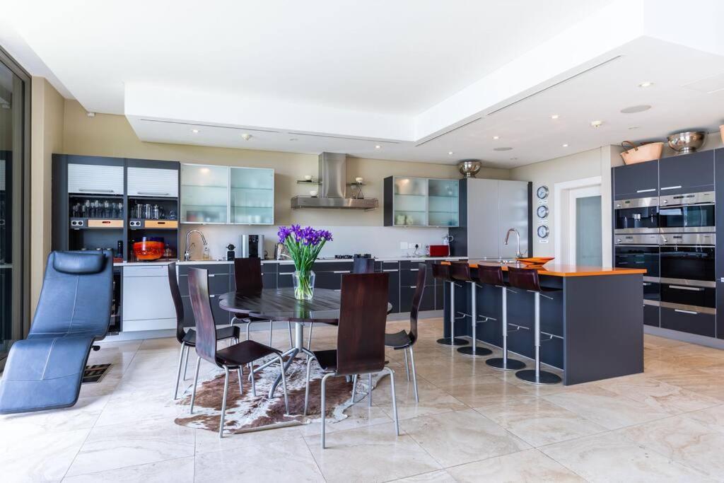קייפטאון Outstanding V&A Marina Waterfront Apartment מראה חיצוני תמונה